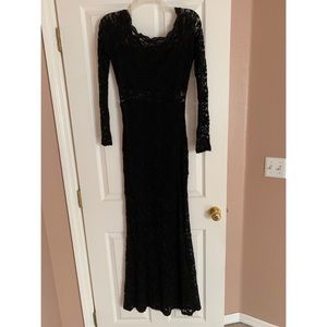 Long Sleeve Lace Black Evening Gown